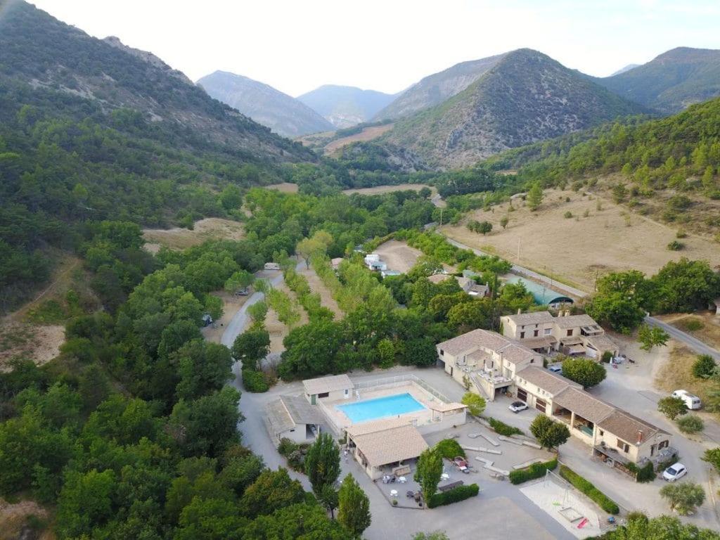 Camping Le Chambron Condorcet Экстерьер фото